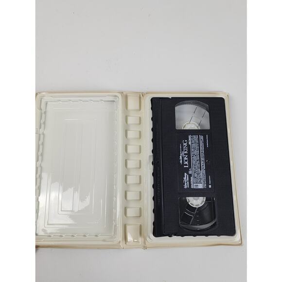 Vintage Walt Disney's THE LION KING VHS Movie - 1994 Masterpiece Collection - Picture 5 of 7